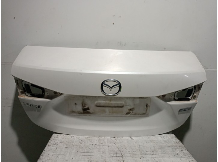 Replacement rear tailgate for Mazda 3 Lim. (BL) 2.2 Turbodiesel CAT OEM IAM reference BHY15261X BHY15261X 