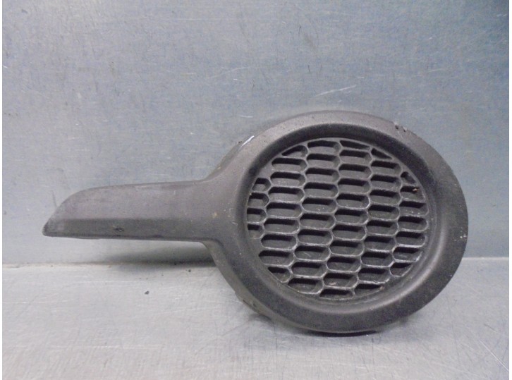 Recambio de rejilla paragolpes izquierda para peugeot 208 business line referencia OEM IAM 9673857077 