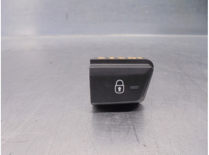 Recambio de interruptor para peugeot 208 business line referencia OEM IAM 96750883ZD  