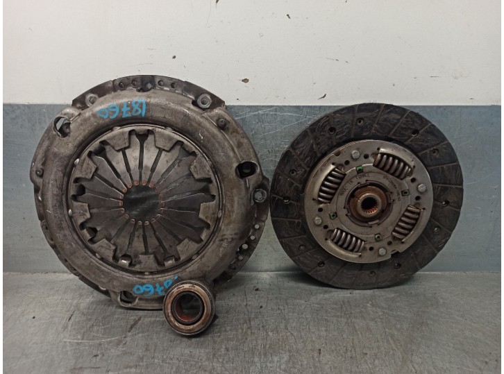 Recambio de kit embrague para ford ka (ccu) 1.2 8v cat referencia OEM IAM 1806244 C177123 VALEO