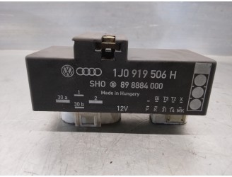 Recambio de caja precalentamiento para seat ibiza (6k1) 1.9 tdi referencia OEM IAM 1J0919506H 898884000 SHO