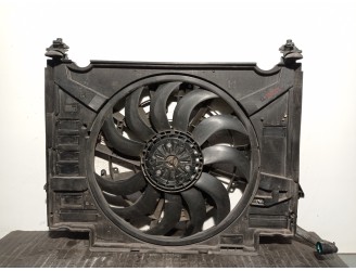 Recambio de electroventilador para land rover range rover velar 2.0 diesel cat referencia OEM IAM HK838C607CF 8240746 GATE