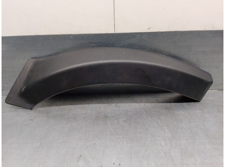 Recambio de aletin trasero derecho para land rover range rover velar 2.0 diesel cat referencia OEM IAM J8A228370AD LR106655 