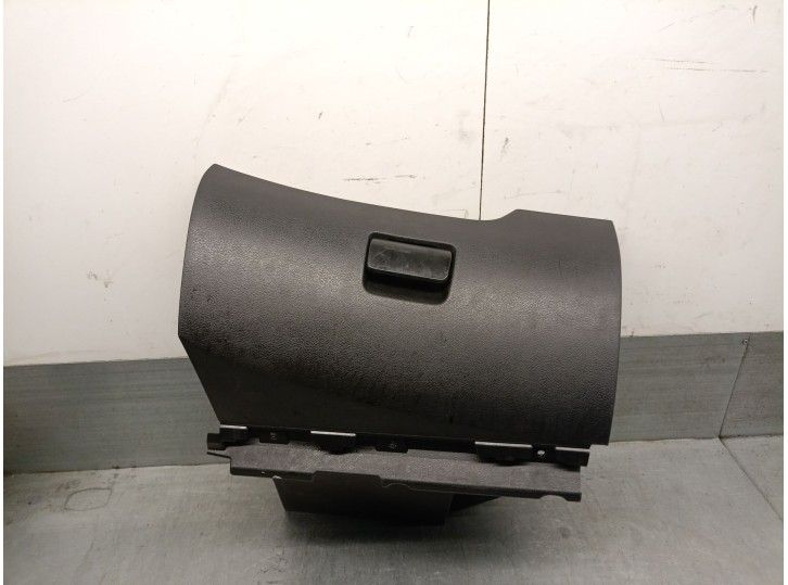 Recambio de guantera para peugeot 207 hdi referencia OEM IAM 9686215277 8218WG 