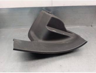 Recambio de molduras traseras para land rover range rover velar 2.0 diesel cat referencia OEM IAM HK8313245AF LR096824 