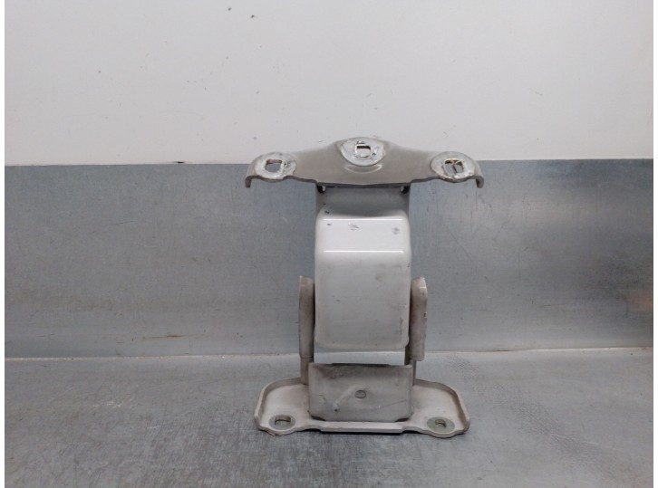 Recambio de bisagra porton para renault trafic caja cerrada (ab 4.01) 2.0 dci diesel fap cat referencia OEM IAM 527428A TRAS IZQ