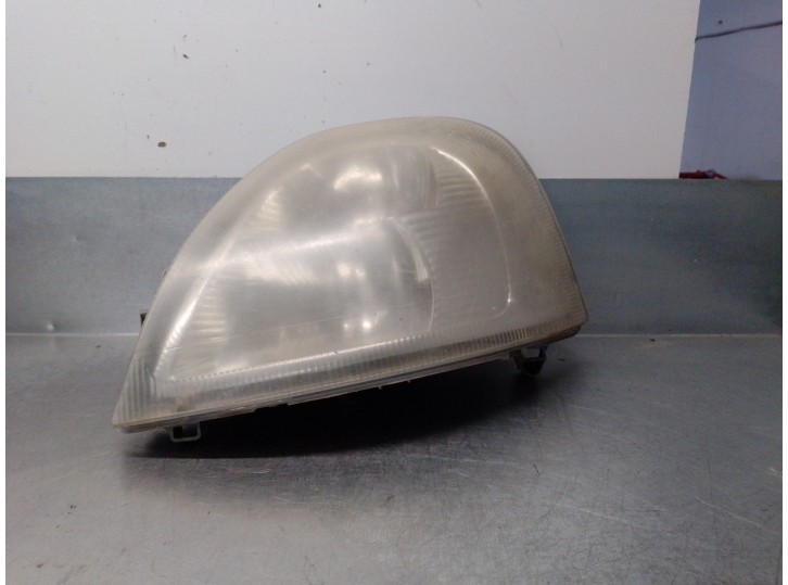 Recambio de faro izquierdo para renault master ii phase 2 combi 1.9 diesel referencia OEM IAM 8200163516 HALOGENO 5 PUERTAS