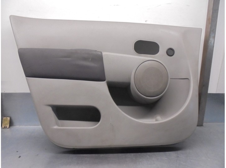 Recambio de guarnecido puerta delantera izquierda para renault modus 1.2 16v referencia OEM IAM 8200580911 