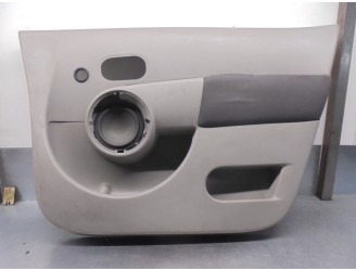 Recambio de guarnecido puerta delantera derecha para renault modus 1.2 16v referencia OEM IAM 8200580898 