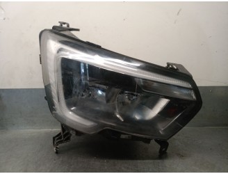 Recambio de faro derecho para renault renault master transpol iii master transpol referencia OEM IAM 260105567R 260105567R 