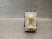 Recambio de mando elevalunas delantero derecho para renault renault master transpol iii master transpol referencia OEM IAM 25421