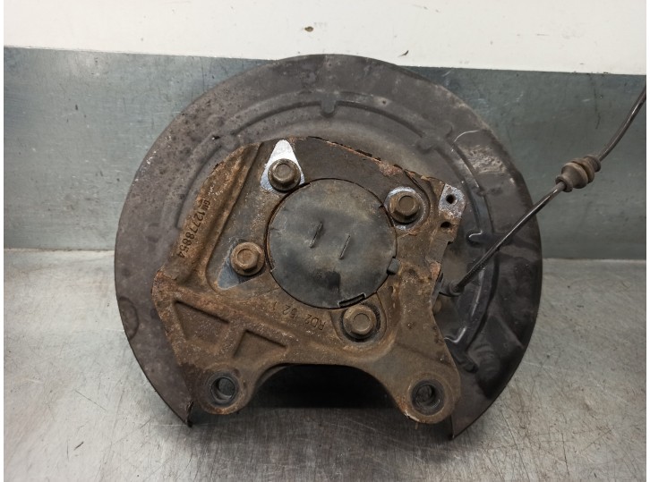 Recambio de mangueta trasera derecha para opel astra j lim. 1.7 16v cdti referencia OEM IAM 12778854  