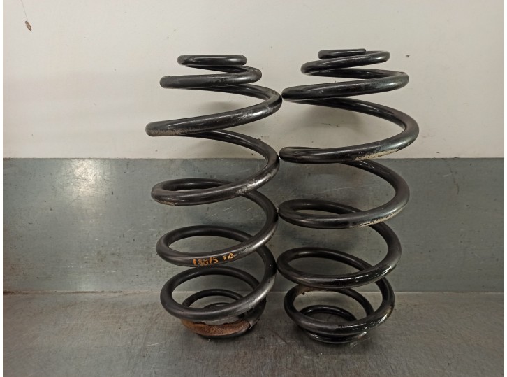 Recambio de muelle amortiguacion para opel astra j lim. 1.7 16v cdti referencia OEM IAM 424334  