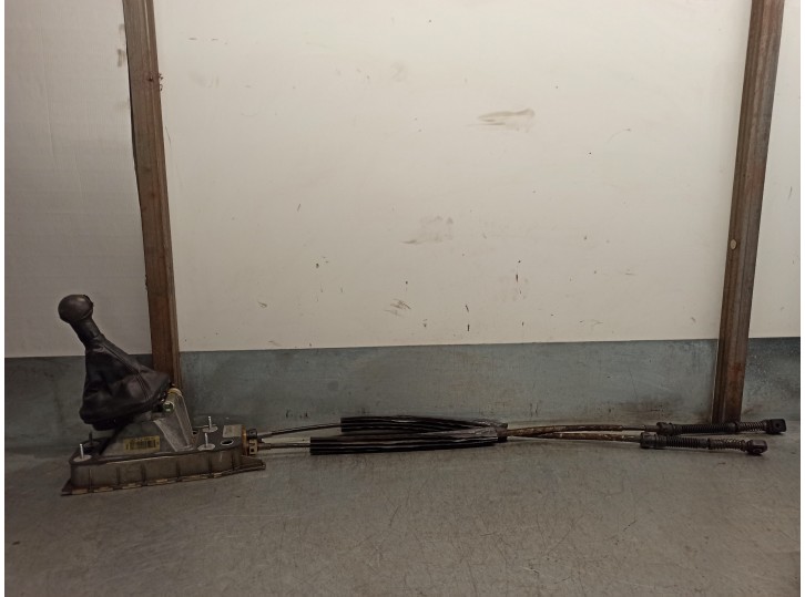 Recambio de palanca cambio para seat toledo (5p2) 2.0 tdi referencia OEM IAM 1K0711049AT  