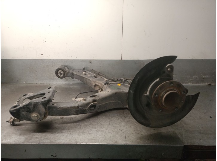 Recambio de mangueta trasera izquierda para opel vivaro c furgoneta (k0) 1.5 referencia OEM IAM D 15 DTH (DV5RUC) D 15 DTH (DV5R