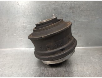 Recambio de soporte motor izquierdo para mercedes-benz clase c (w202) berlina 2.5 20v turbodiesel cat referencia OEM IAM A203240