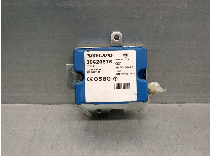 Recambio de modulo electronico para volvo v40 familiar 2.0 turbo cat referencia OEM IAM 30620876 BOSCH