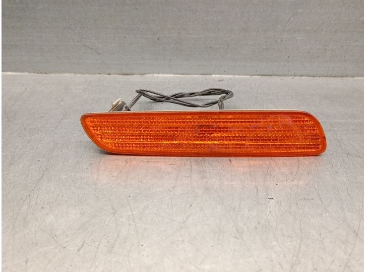 Replacement right side light for Volvo V40 estate 2.0 turbo cat OEM IAM reference 30888128 30888128 