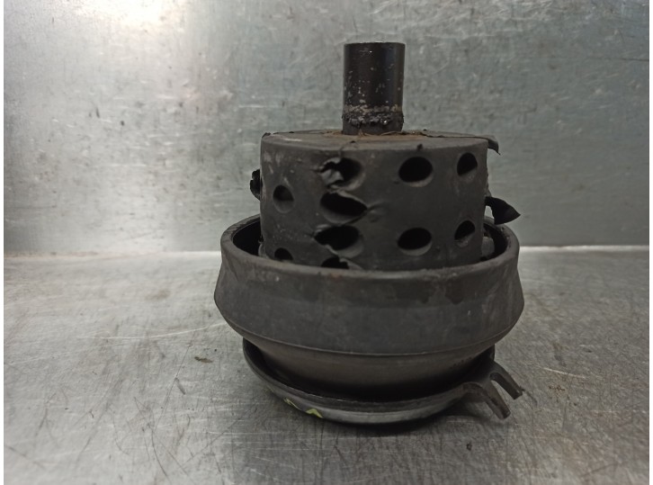 Recambio de soporte motor derecho para seat ibiza (6k) 1.4 referencia OEM IAM 1H0199611 