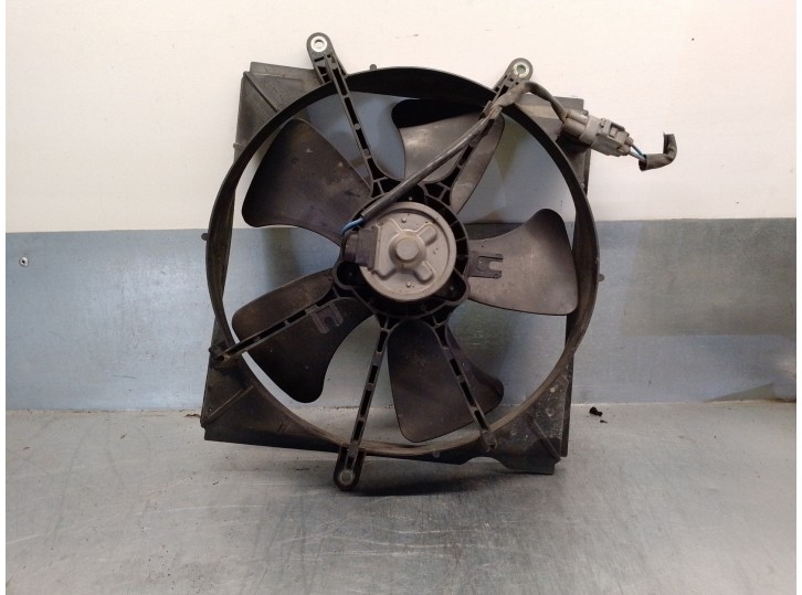 Recambio de electroventilador para toyota avensis berlina (t 22) 1.6 16v referencia OEM IAM 1671102070 