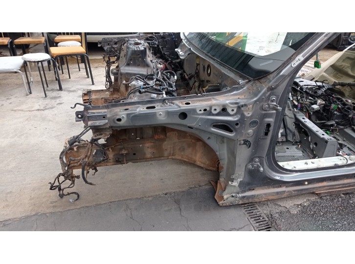 Recambio de punta chasis delantera para land rover range rover sport 3.0 td v6 cat referencia OEM IAM LR045591 CORTE CARROCERIA 