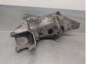 Recambio de soporte alternador para renault trafic caja cerrada (ab 4.01) 2.5 dci diesel cat referencia OEM IAM 8200183234 