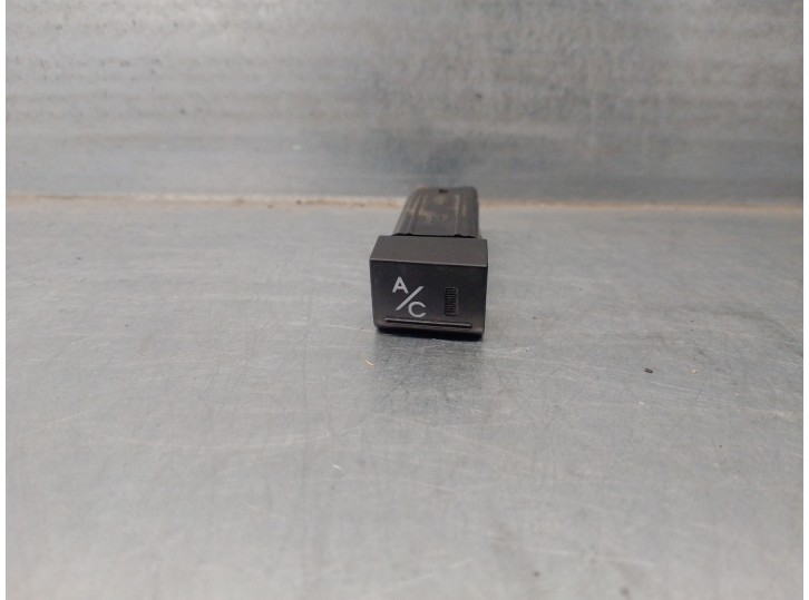 Replacement switch for Hyundai Getz (TB) 1.3 12V CAT OEM IAM reference 972591C000 621W01391 