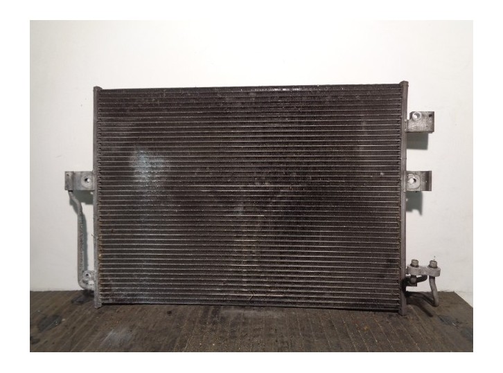Recambio de condensador / radiador aire acondicionado para ssangyong rodius 2.7 turbodiesel cat referencia OEM IAM 6840021503  