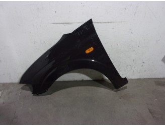 Recambio de aleta delantera izquierda para ssangyong rodius 2.7 turbodiesel cat referencia OEM IAM 5181121000 NEGRA 