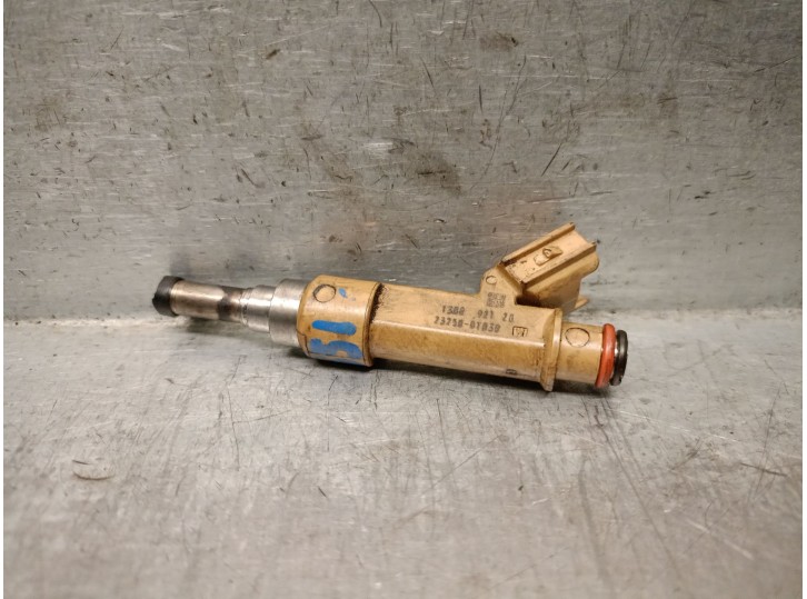 Recambio de inyector para toyota verso 1.6 16v cat referencia OEM IAM 232500T030 232500T030 