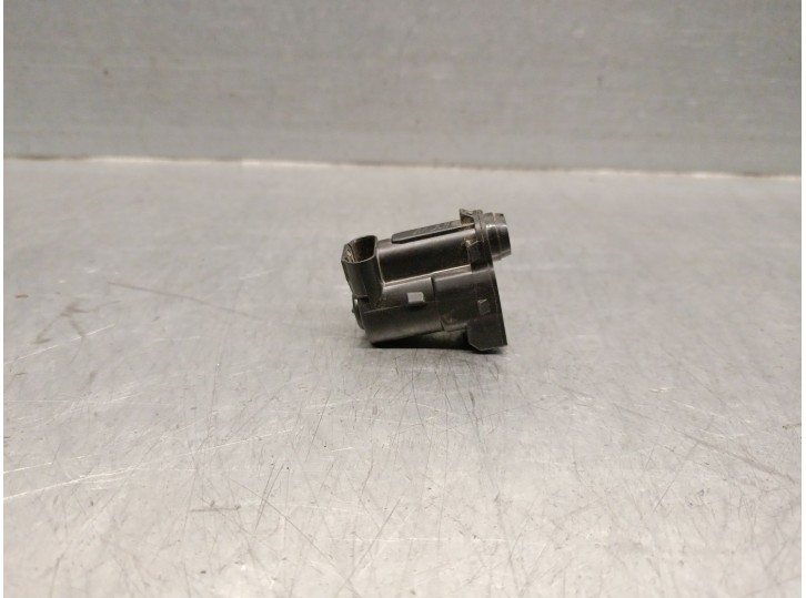 Recambio de motor tapa deposito combustible para ford focus iv (hn) 1.0 ecoboost mhev referencia OEM IAM FT4B220A20 FT4B220A20 