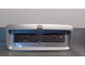 Recambio de molduras traseras para opel vectra b berlina 2.0 dti referencia OEM IAM 09134644 174353 