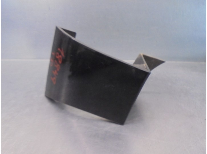 Recambio de molduras traseras para ssangyong rodius 2.7 turbodiesel cat referencia OEM IAM 7988021000  