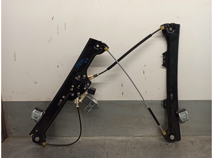 Recambio de elevalunas delantero derecho para bmw serie 5 berlina (e60) 3.0 24v cat referencia OEM IAM 51337184384 6 PINES 4 PUE