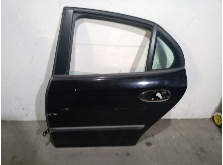 Recambio de puerta trasera izquierda para saab 9-3 berlina 2.0 cat referencia OEM IAM 12797415 12797415 