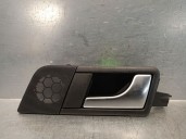 Replacement front right interior door handle for Audi A2 (8Z0) 1.4 TDI OEM IAM reference 8Z0837020 8Z0837020F 