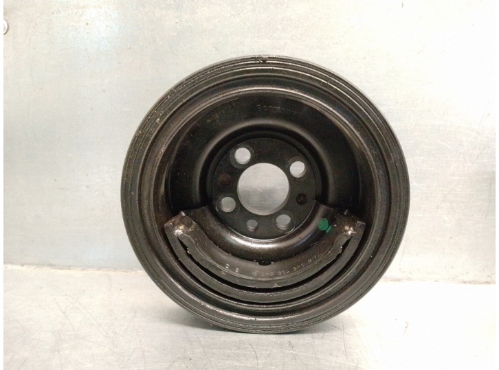 Replacement crankshaft pulley for SEAT Ibiza (6J5) 1.4 TDI OEM IAM reference 045105243D 