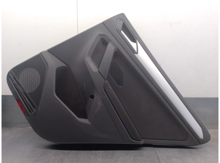 Recambio de guarnecido puerta trasera derecha para volkswagen tiguan 2.0 tdi referencia OEM IAM 5NA867212K  5 PUERTAS