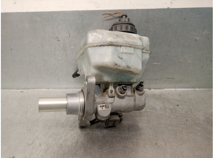 Recambio de bomba freno para volkswagen sharan (7n1, 7n2) 2.0 tdi referencia OEM IAM 3C1611301  03350886771 ATE