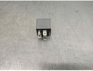 Recambio de rele para audi a3 (8l) 1.6 referencia OEM IAM 1J0906381  