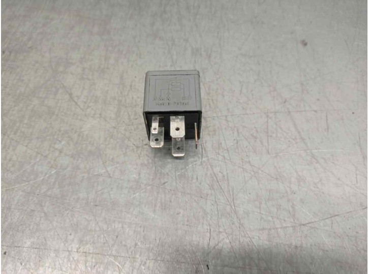 Recambio de rele para audi a3 (8l) 1.6 referencia OEM IAM 1J0906381  