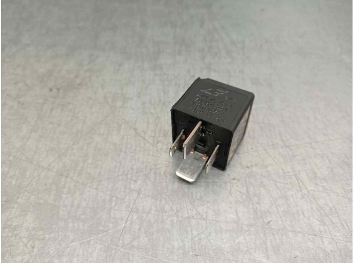 Recambio de rele para audi a3 (8l) 1.6 referencia OEM IAM 7M0951253A  