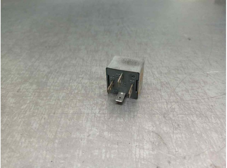 Recambio de rele para audi a3 (8l) 1.6 referencia OEM IAM 141951253B  