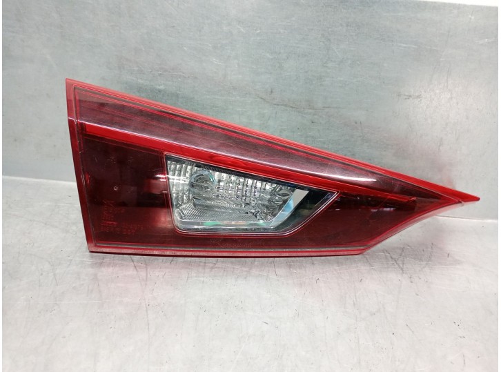 Recambio de piloto trasero izquierdo para mazda 3 lim. (bl) 2.2 turbodiesel cat referencia OEM IAM B45A513G0 B45A513G0 