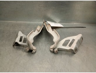 Recambio de bisagra capot para mazda 3 lim. (bl) 2.2 turbodiesel cat referencia OEM IAM B45A52410A B45A52410A 