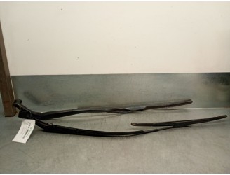 Recambio de brazo limpia delantero derecho para mazda 3 lim. (bl) 2.2 turbodiesel cat referencia OEM IAM BHS367321 BHS367321 