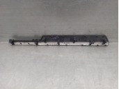 Replacement of molding for Volkswagen Tiguan 2.0 TDI OEM IAM reference 5NB858418 