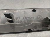 Replacement of molding for Volkswagen Tiguan 2.0 TDI OEM IAM reference 5NB858418 