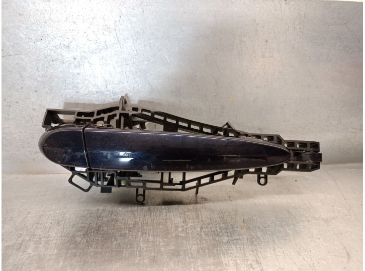 Recambio de maneta exterior delantera derecha para bmw 3 touring (f31) 320 d referencia OEM IAM 51217332566 51217242568 