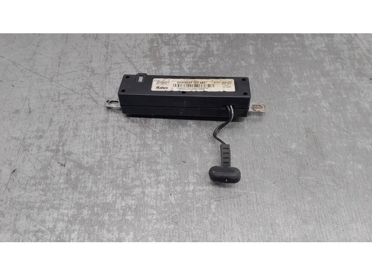 Recambio de antena para jeep gr. cherokee (wh) 3.0 crd cat referencia OEM IAM 56038699  